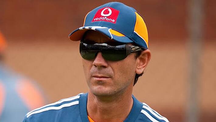 India vs Australia: MS Dhoni is a superstar of the game, says Justin Langer India vs Australia: MS Dhoni is a superstar of the game, says Justin Langer