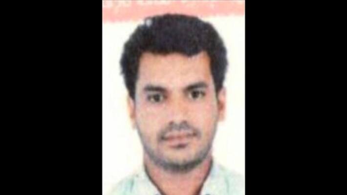 Kozhikkode native's recharge coupon fraud; 2 keralites faces jail ind Sharjha Kozhikkode native's recharge coupon fraud; 2 keralites faces jail ind Sharjha