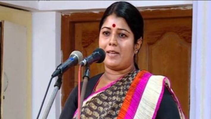 Krishnapriya attacked premalatha Krishnapriya attacked premalatha