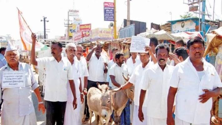 tmk members arrested for asking fundamental in bus stop tmk members arrested for asking fundamental in bus stop
