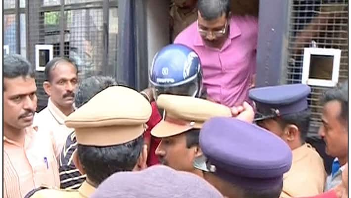 Investigation team have more doubts on jishas murder after questioning the murderer Investigation team have more doubts on jishas murder after questioning the murderer