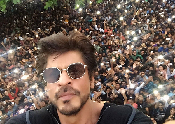 how shah rukh khan becomes king khan of bollywood bjc