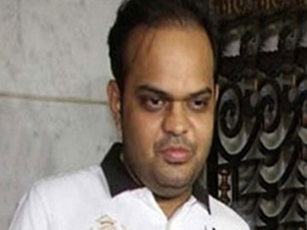 బీసీసీఐకి ఇప్పుడు కార్యదర్శి ఉన్నారా? ఉంటే ఆ కార్యదర్శి ఎవరు?.... సాధారణంగా అందరము అమిత్ షా తనయుడు జయ్ షా ఉండగా ఈ ప్రశ్నేమిటి అని అనవచ్చు. కానీ బీసీసీఐ పెద్దలను ఎవ్వరిని ఈ ప్రశ్న అడిగినా వారి వద్ద సమాధానం లేదు.ఈ విషయంపై ఎవరికీ స్పష్టత లేదు. కారణం జయ్ షా పదవి కాలం ముగిసిపోయింది.ప్రపంచ అత్యంత ధనిక క్రికెట్ బోర్డు ఎందుకు ఈ పరిస్థితిని ఎదుర్కొంటుంది?. నిజానికి ఇటువంటి పరిస్థితులు ఎదురవుతాయనే సంగతి బీసీసీఐ ఆఫీస్ బేరర్లకు ముందే తెలుసు.