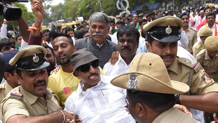 No Bengaluru Bandh After Satyaraj Apologizes No Bengaluru Bandh After Satyaraj Apologizes