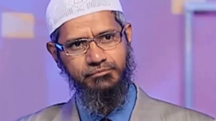 Islamic preacher Zakir naik banned from making speeches in malaysia Islamic preacher Zakir naik banned from making speeches in malaysia