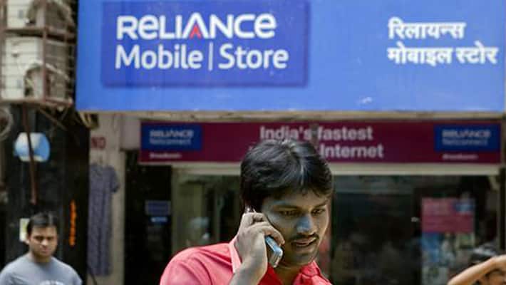 Reliance Communications To Offer 300 Minutes Of 4G Calling At Re 1 Reliance Communications To Offer 300 Minutes Of 4G Calling At Re 1