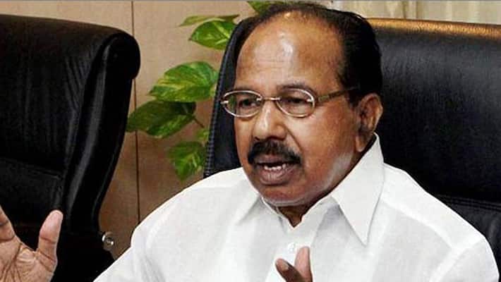 veerappa moily blamed modi in the decision of lock down veerappa moily blamed modi in the decision of lock down