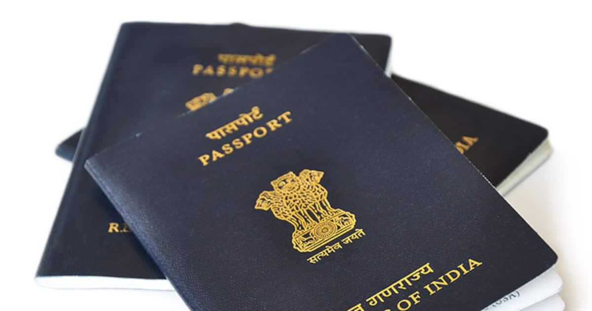 Passport 500. Индийский паспорт. Индийский загранпаспорт. Гражданство Индии. Паспорт Сингапура.