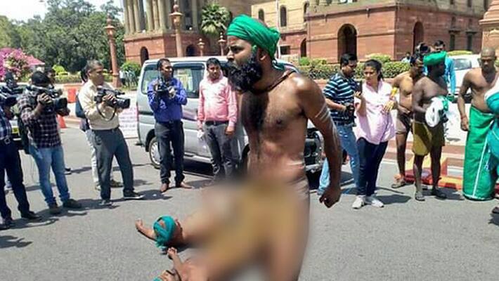 TN farmers protest naked in Capital TN farmers protest naked in Capital