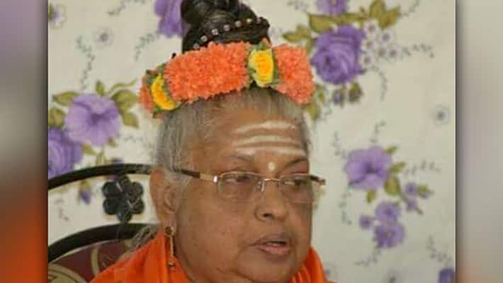 Veerashaiva Mahasabha to file case against Mathe Mahadevi Veerashaiva Mahasabha to file case against Mathe Mahadevi
