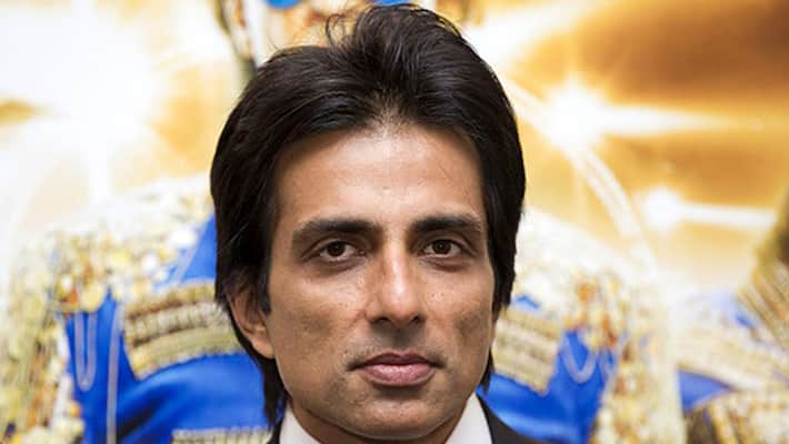 Sonu Sood honoured with life size idol at Dulga puja at Kestopur in Kolkata RTB Sonu Sood honoured with life size idol at Dulga puja at Kestopur in Kolkata RTB