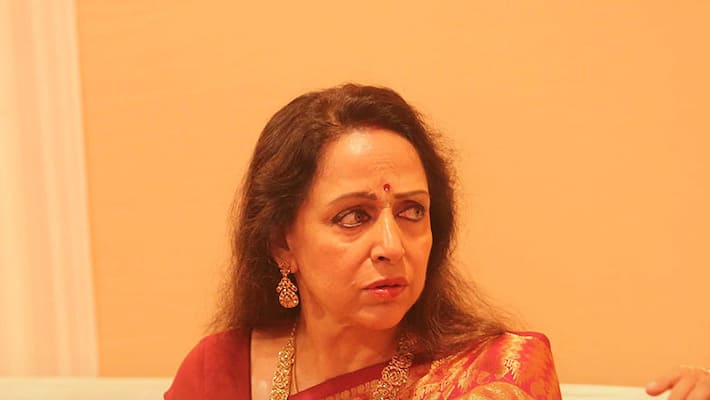 actress hemamalini condemns drugs allegations over bollywood actress hemamalini condemns drugs allegations over bollywood