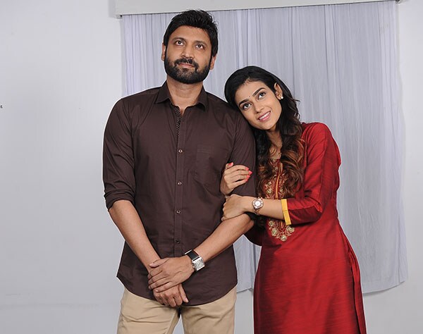 మళ్ళీరావా - చాలా రోజుల తరువాత సుమంత్ ఈ సినిమాతో సక్సెస్ అందుకున్నాడు. చిన్నప్పుటి ప్రేమ కథ ఇద్దరి జీవితాలను ఎలా మలుపు తిప్పిందనే కాన్సెప్ట్ తో తెరకెక్కించారు.