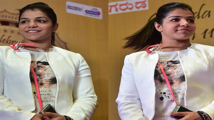 Dragged into India Pakistan tension Sakshi Malik clears her stand Dragged into India Pakistan tension Sakshi Malik clears her stand
