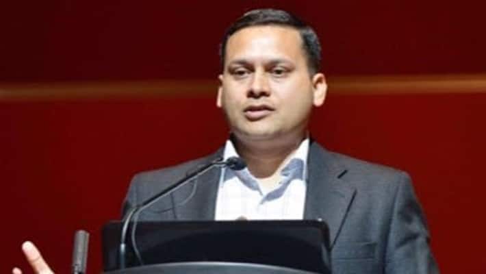 'Aap Congress ki girawat': BJP's Amit Malviya slams Mallikarjun Kharge over tweets on falling rupee AJR 'Aap Congress ki girawat': BJP's Amit Malviya slams Mallikarjun Kharge over tweets on falling rupee AJR