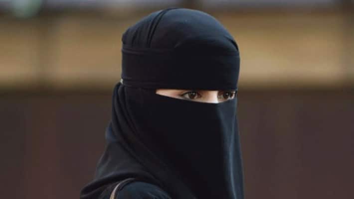 US Woman Abuses, Assaults Pune Doctor Wearing Burqa US Woman Abuses, Assaults Pune Doctor Wearing Burqa