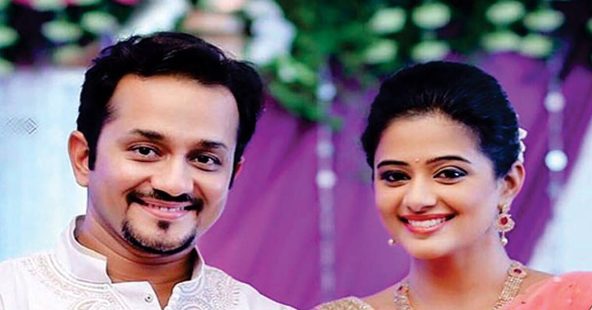 Priyamani announces wedding date