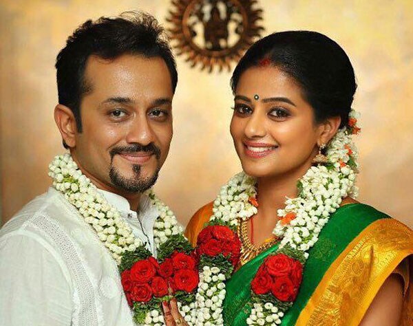 South Actress Priyamani silences rumors with the latest pic with husband Mustafa dpl