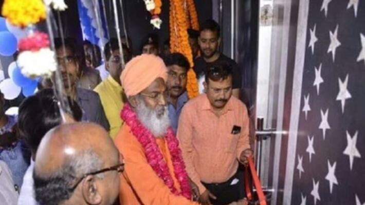 bjp mp opened the night club bjp mp opened the night club