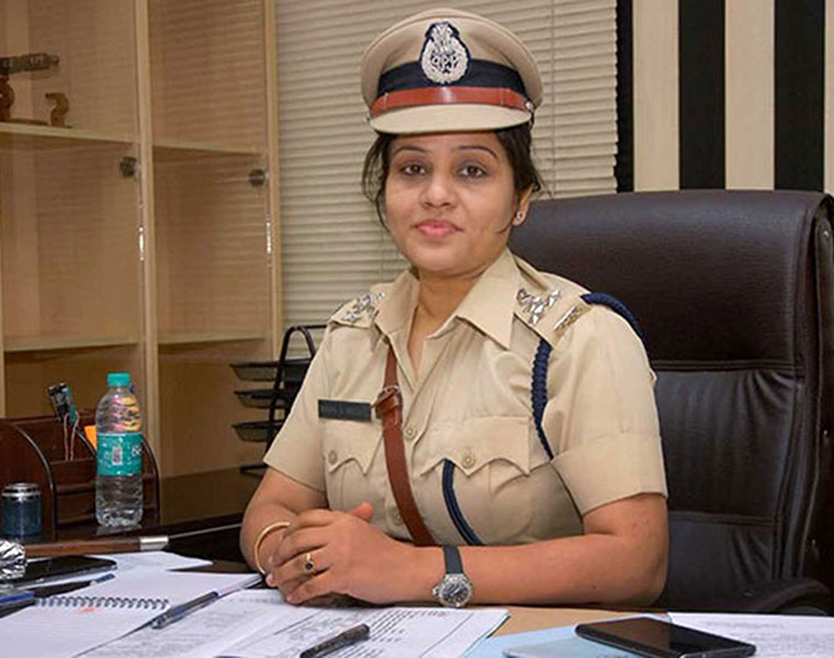 karnataka IPS officer D Roopa lady singham got transfered 40 times in 20 years inspiring story kpt