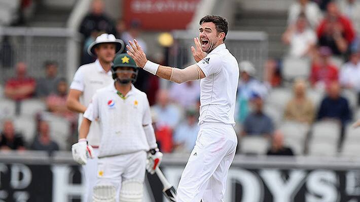 England beat Pakistan to level series(1-1) England beat Pakistan to level series(1-1)