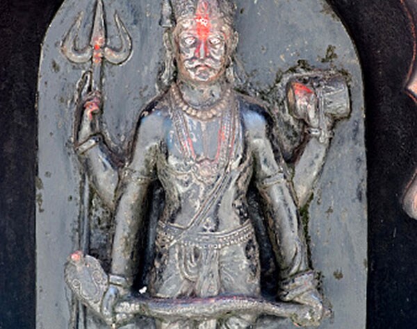According to Zodiac Sign know about the bad effects time of Sade sati