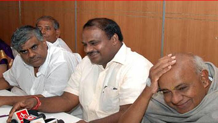 JDS Win in 12 Seats arsikere Milk Producers co operative society JDS Win in 12 Seats arsikere Milk Producers co operative society