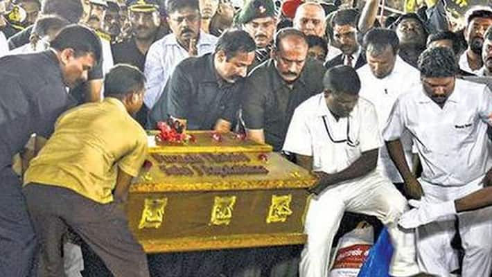 Look how Kollywood paid its tribute to Jayalalithaa Look how Kollywood paid its tribute to Jayalalithaa