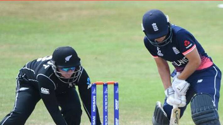 Englands Natalie Sciver hits one outrageous cricket shot through the legs Englands Natalie Sciver hits one outrageous cricket shot through the legs