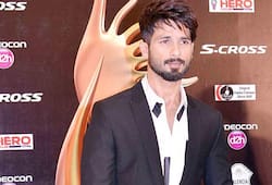 in arjun reddy movie , shahid kapoor is playing lead role and in opposite is kiara advani as a actress
