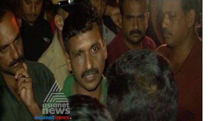 sub inspector gets suspendsion after night visit to serial actress home sub inspector gets suspendsion after night visit to serial actress home