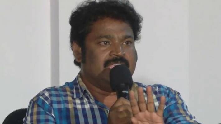 Couldn't even show the tiger flag, is this a chola film. Film DirectorV.Gowthaman Criticized Ponniyin Selvan. Couldn't even show the tiger flag, is this a chola film. Film DirectorV.Gowthaman Criticized Ponniyin Selvan.