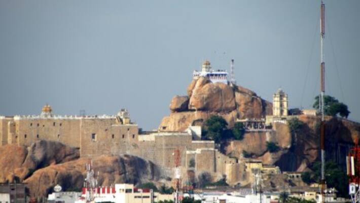 The Central Government which divided Tamil Nadu and made Trichy the headquarters The Central Government which divided Tamil Nadu and made Trichy the headquarters
