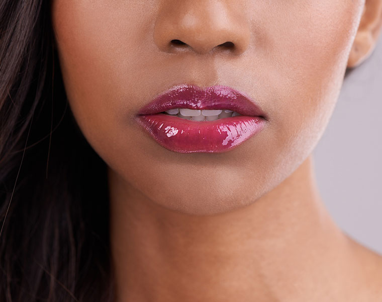 Your lips are thrice as sensitive as your skin, and therefore they need more attention and care. One of the best ways to take care of your lips is to make use of kitchen superstars. If you have no idea what we are talking about, take a look.