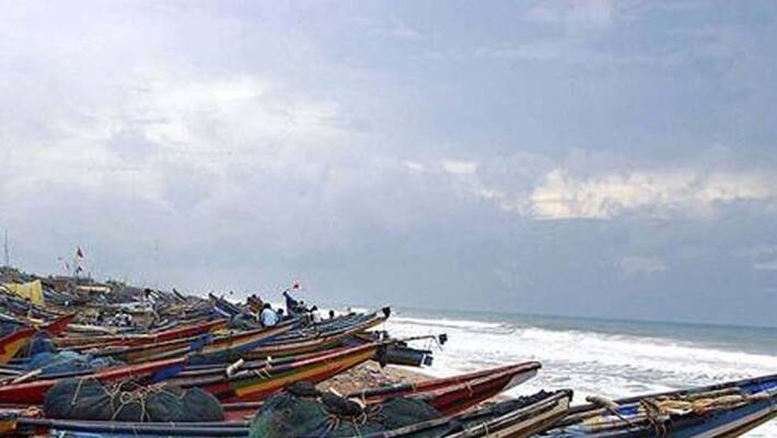 British navy arrests 32 indian fishermen from kerala British navy arrests 32 indian fishermen from kerala