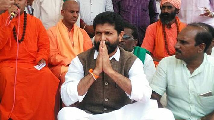 Astrologer Predicts BJP Leader CT Ravi Will Become CM After 2 years Astrologer Predicts BJP Leader CT Ravi Will Become CM After 2 years