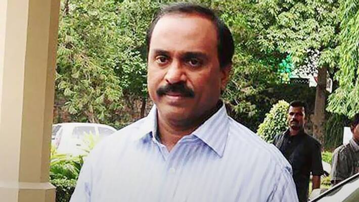 Janardhana Reddy Appear before SIT With Document Janardhana Reddy Appear before SIT With Document