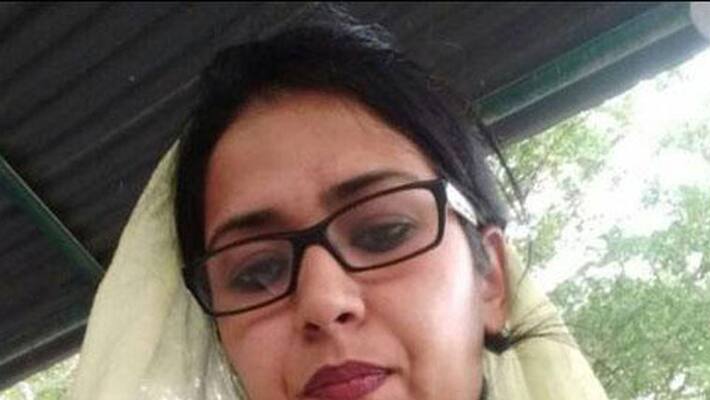Welcome Home India Daughter Woman Forced To Marry Pak Man Returns Welcome Home India Daughter Woman Forced To Marry Pak Man Returns