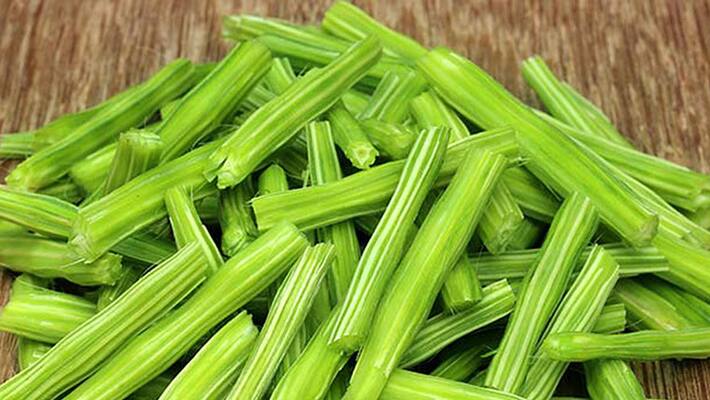 What are the benefits of eating drumsticks? What are the benefits of eating drumsticks?